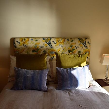 West Beach House -Sea Views Cobh Bagian luar foto