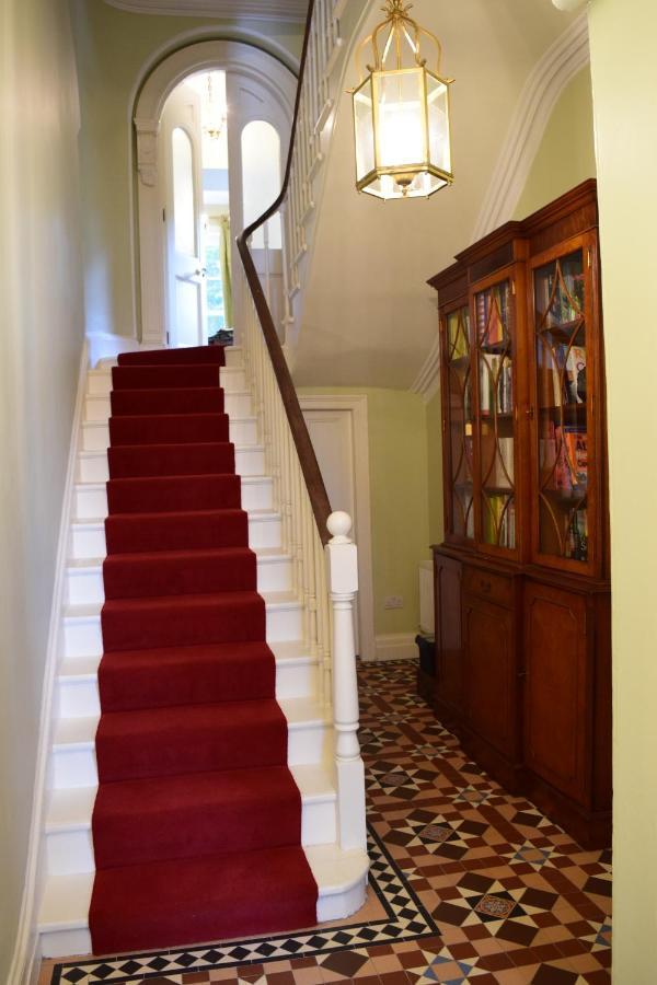 West Beach House -Sea Views Cobh Bagian luar foto