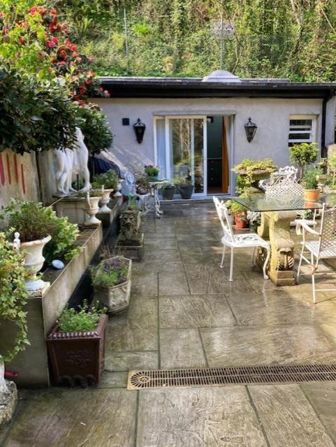 West Beach House -Sea Views Cobh Bagian luar foto